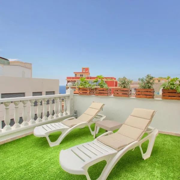 Luxury Ático Plaza, Hotel in Playa San Juan