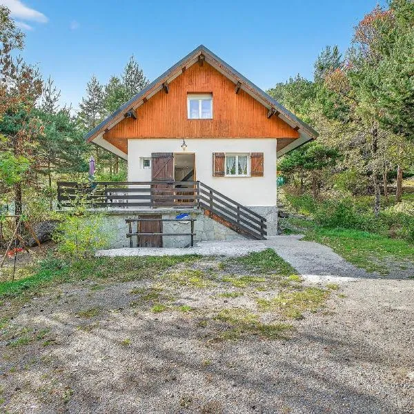 Chalet Ma Bonne Etoile, готель у місті Les Prats