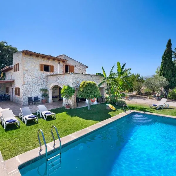 Villa Cala Veritat، فندق في إنكا