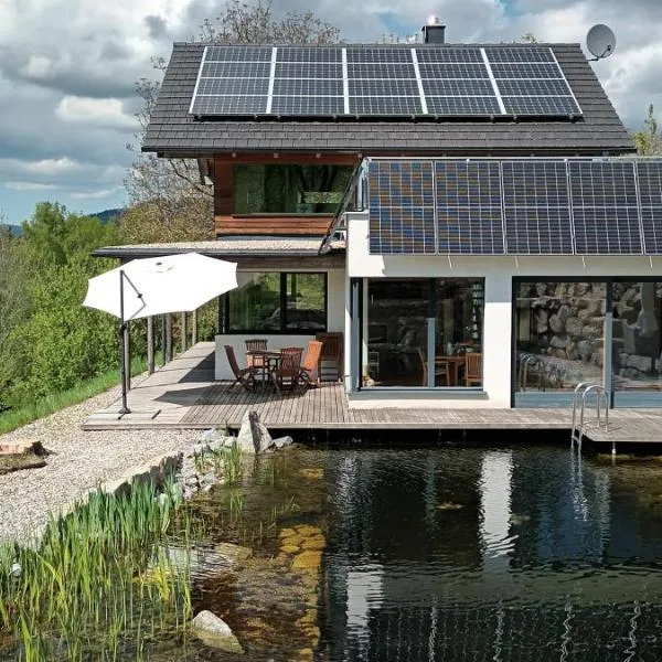 Haus am Teich mit privater Sauna, hotell i Sankt Leonhard bei Freistadt