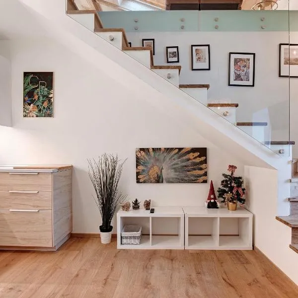 Wellness Lodge Chicca、Santa Giulianaのホテル