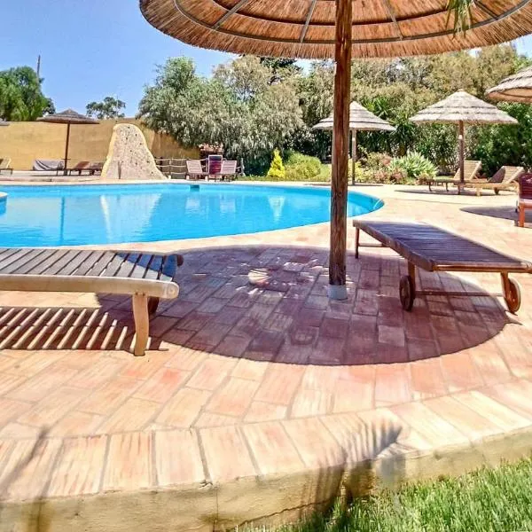 Arrancada 14, hotel v destinácii Pêra