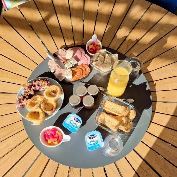 Peniche l’Arlésienne, hôtel à Arles