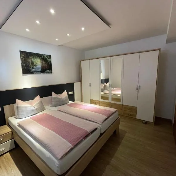 Ferienwohnung M Keller、Hollfeldのホテル