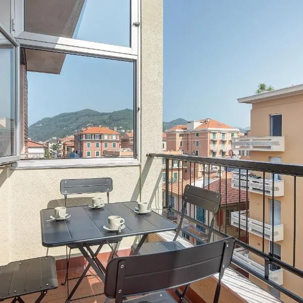 Queta - Modern Flat, hotel em Chiavari