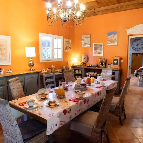 Domaine De Saint Jean, hôtel à Bizanet
