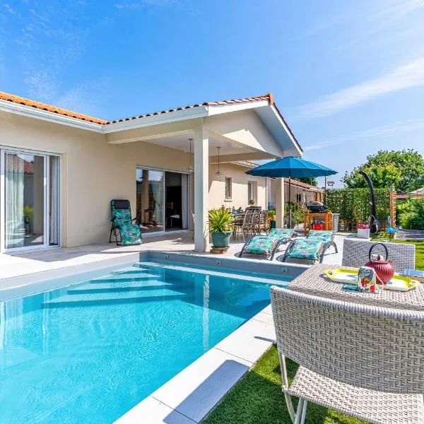 Villa du Lac - Gastes, hotel in Gastes