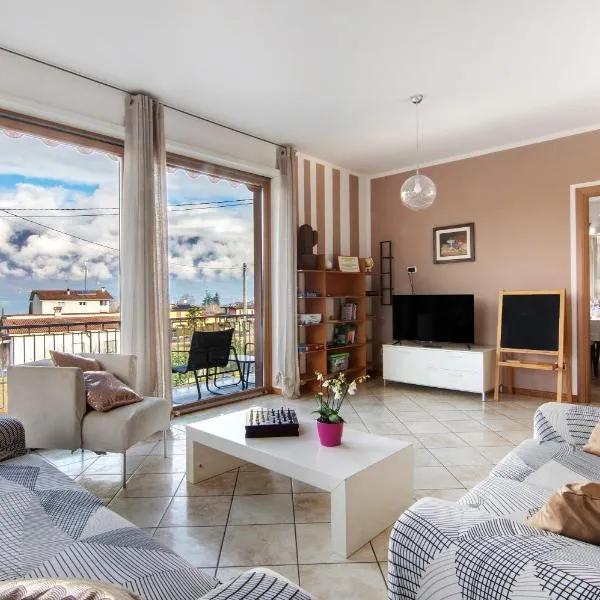 Como Lake Home: Colico'da bir otel