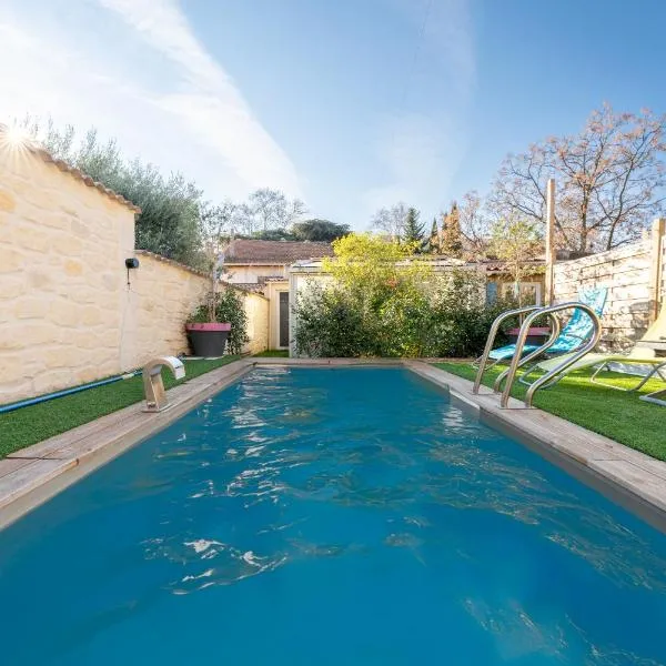 Le Chalet Houda et spa en option, hotel u gradu Nim