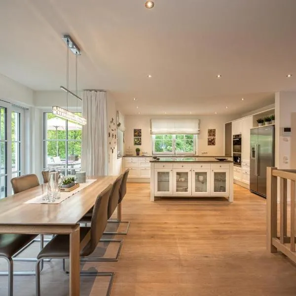 Appartement Ronacher, hotel v Eben im Pongau