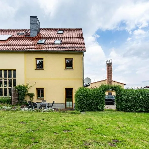 Familie Nahrstedt Wildblick, hotel en Löbau