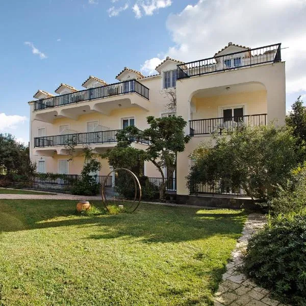 Dolphin Apartment Sea View 9, מלון בקריון
