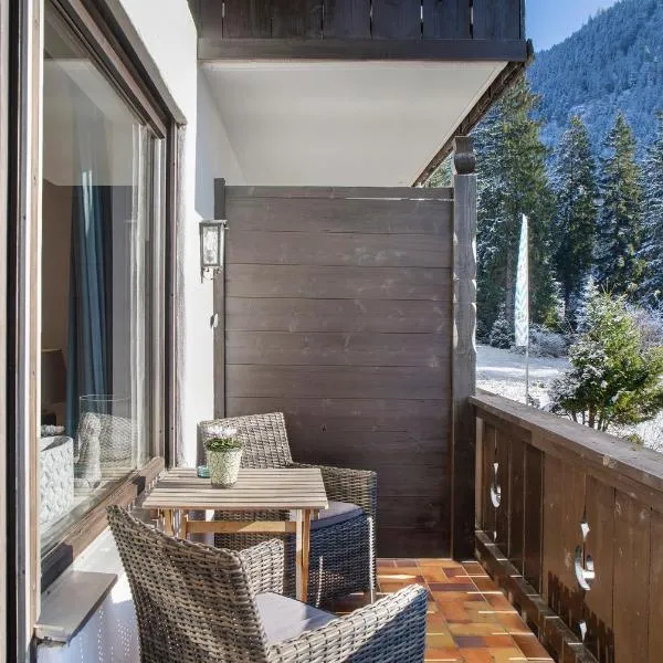 Almzeit, Hotel in Farchant