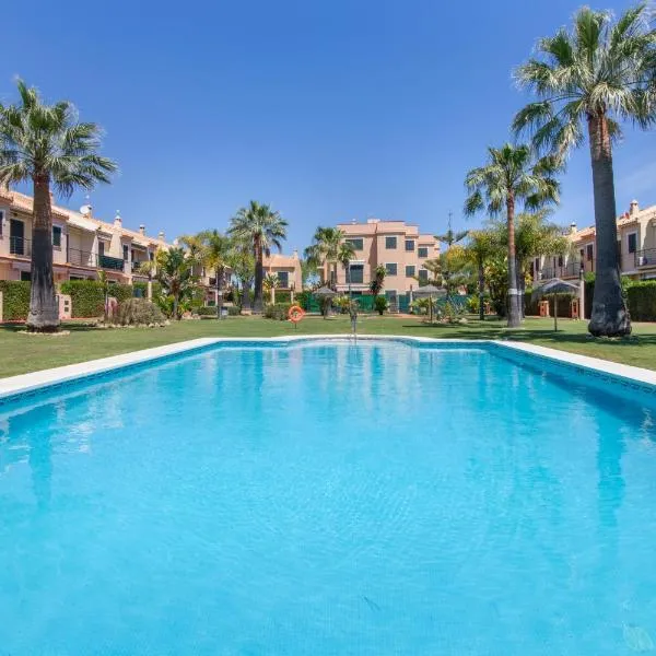 Duplex Islantilla con piscina, hotel v destinaci Islantilla