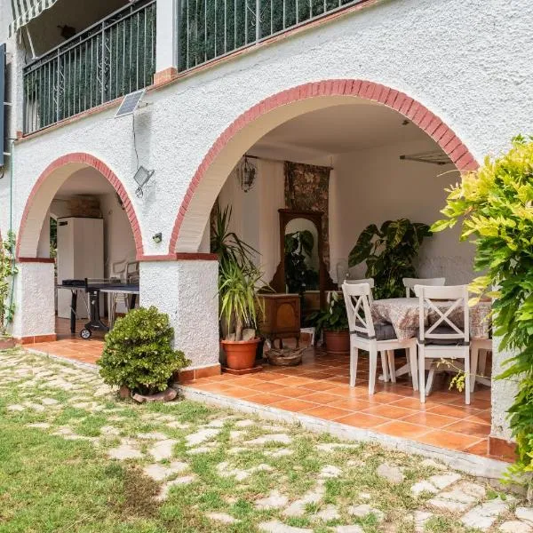 Casa Serramar - La Cala Del Moral, hotel a Málaga