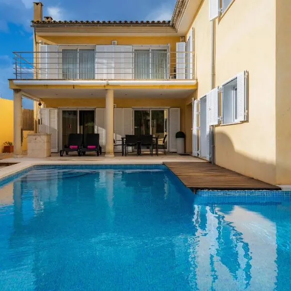 Villa Can Gaya, Hotel in Alcúdia