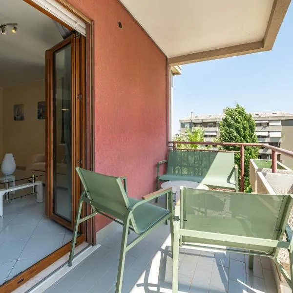 P012 Apartment, Hotel in Cagliari