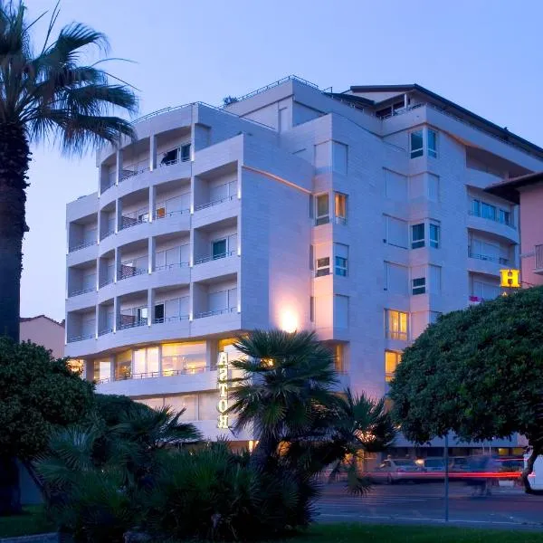Hotel Sina Astor, hotel v destinaci Viareggio