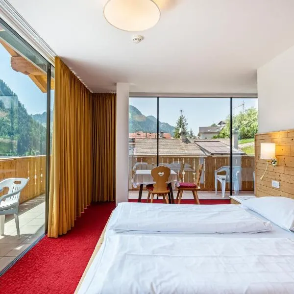 Hotel Residence Gardena Stevia 307, hotel in Santa Cristina Gherdëina