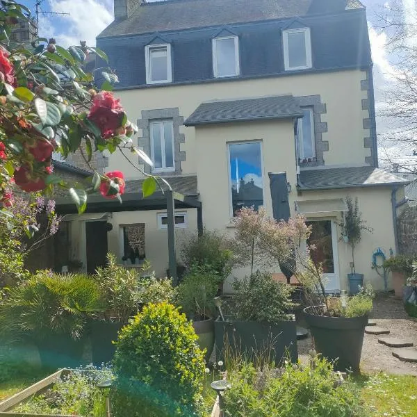 Maison La Suite 27, hotell i Guingamp