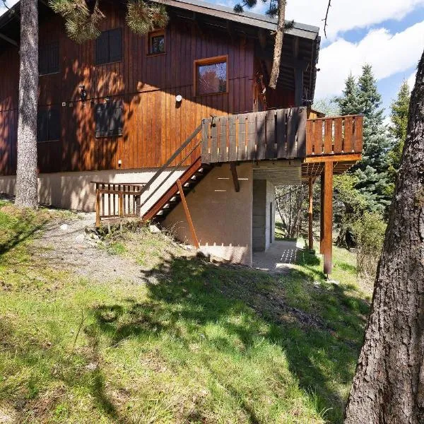 Petit chalet mitoyen Pyrénées 2000, hotell sihtkohas Bolquère - Pyrénées 2000