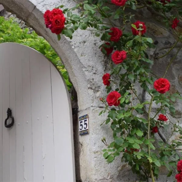 Maisonnette de charme Bord Ardèche, viešbutis mieste Lanas
