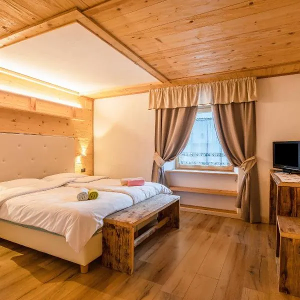Chalet Osmar Appartamento 1, Hotel in Campitello di Fassa