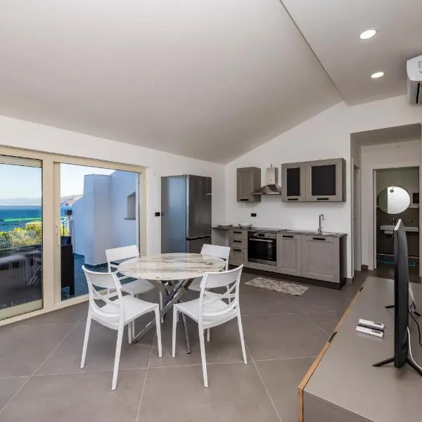 Seaview Apartment, hotel a Patti