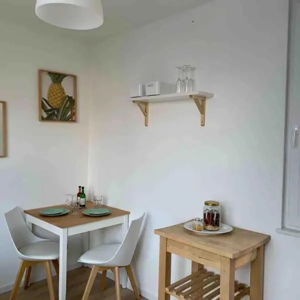 Tiny Haus Liederbach โรงแรมในอัลส์เฟลด์