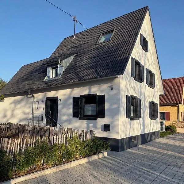 Hq16 - Modernes Ferienhaus, hotel in Neuenburg am Rhein
