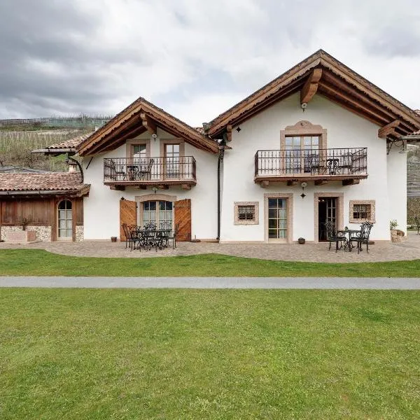 Agriturismo Alpenvidehof, khách sạn ở Predaia