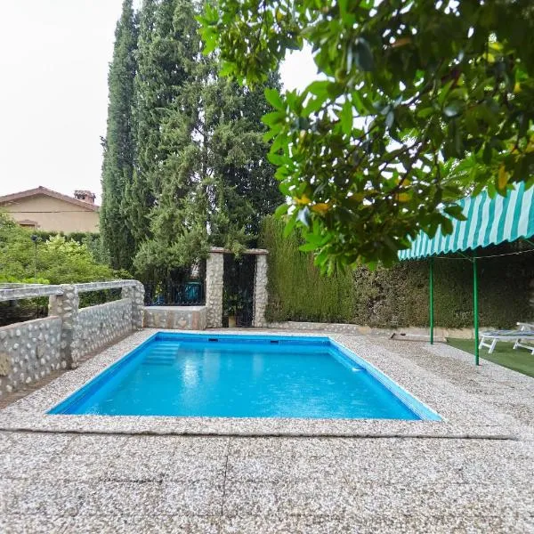 Los Rosales, hotel i Burunchel