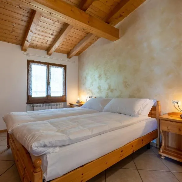 Agriturismo Val d' Egoi 3, hotel i Tremosine Sul Garda