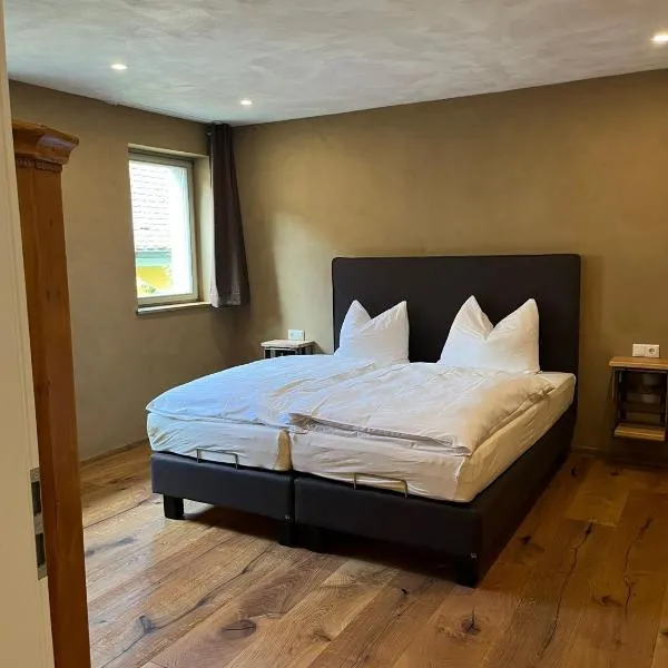 Bio Bausewein - No.2 Apartment، فندق في إبهوفين