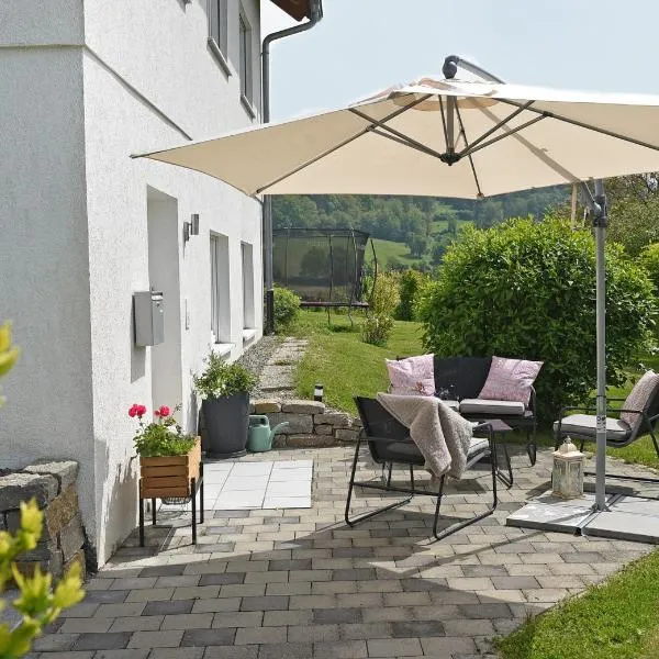 Ferienwohnung Familie Strehl: Frickingen şehrinde bir otel