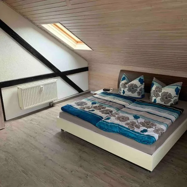 Ferienwohnung mit Dachterrasse, hotel en Bischofswerda