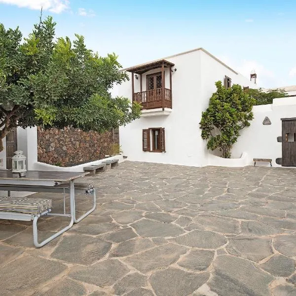 La Escuelita, hotel en Los Valles