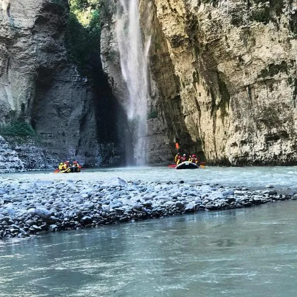 Ferma Hodobashi – hotel w mieście Çerenisht