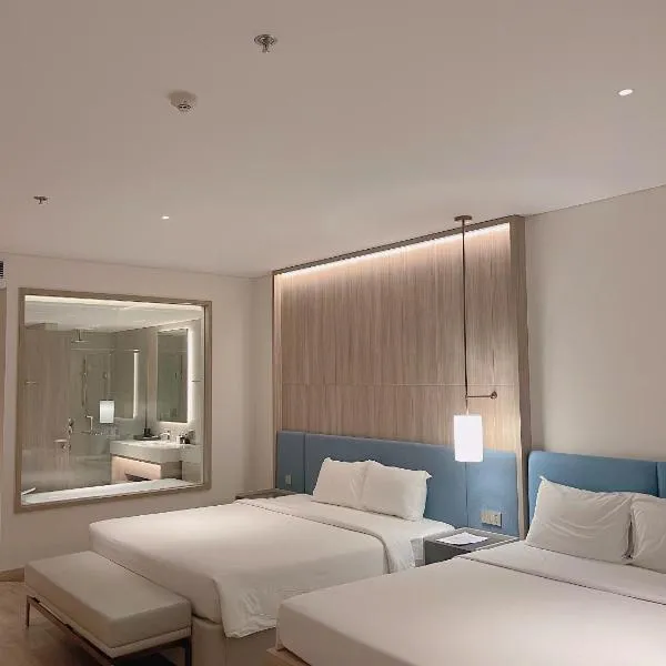 A La Carte Ha Long Bay Managed by LeeStay, hotel in Ha Long
