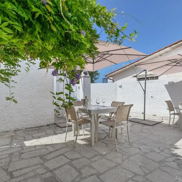 Casina Napoleonica, хотел в Лакона