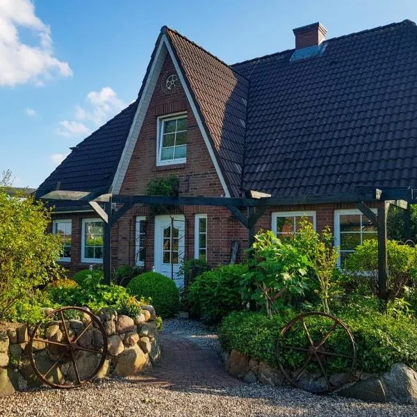 Ferienwohnung Freiblick โรงแรมในNeukirchen