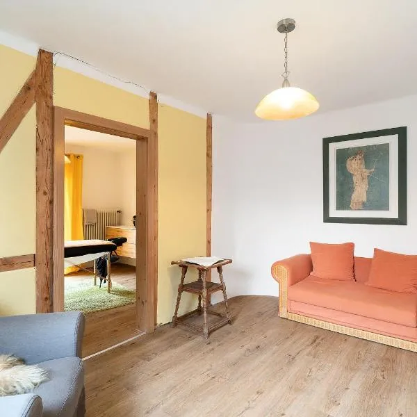 Holzwurm Apartments, מלון בסאסבאכוואלדן