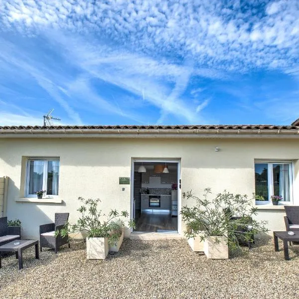 Au Charmant Des Vignes – hotel w mieście Montagne