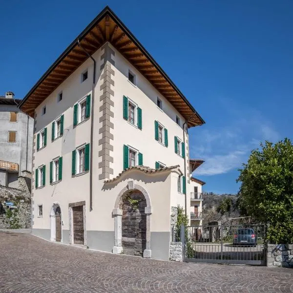 Residence Lena App 2, hotel din Tenno