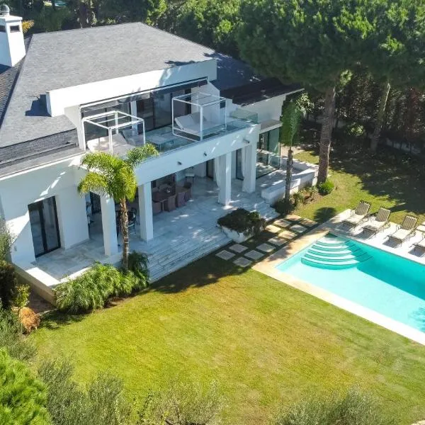 Villa Hacienda Las Chapas, Hotel in Marbella