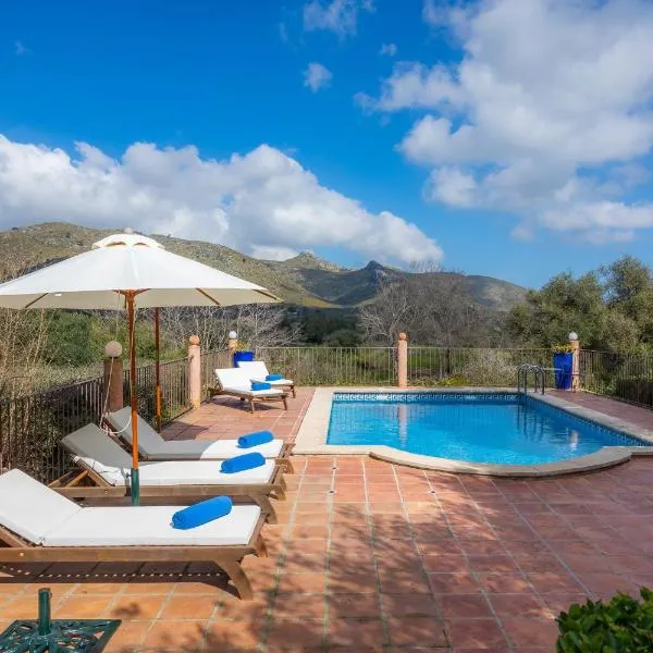 Es Garrovers, hotel v destinácii Capdepera