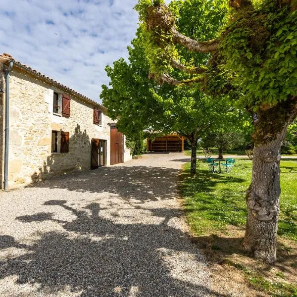 La Maison de Piquereau, מלון בSauveterre-de-Guyenne