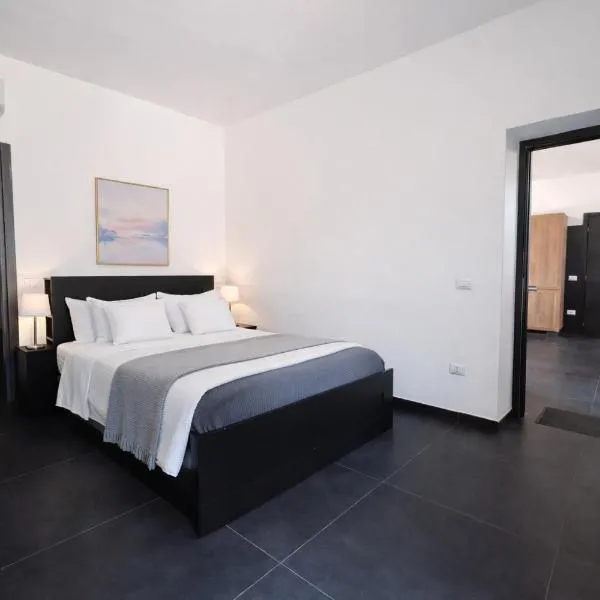 Bombrelais, hotel din Apice