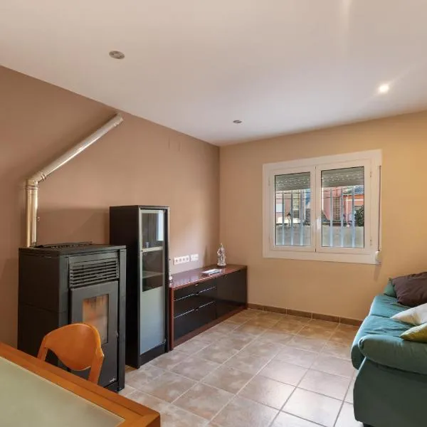 Casa Menvil, hotel din Sant Jordi de Cercs