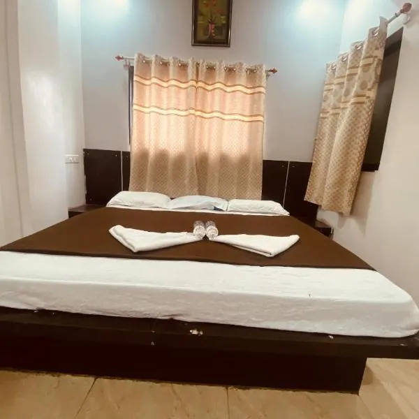 Bbhakt niwas, hotel i Tuljapur